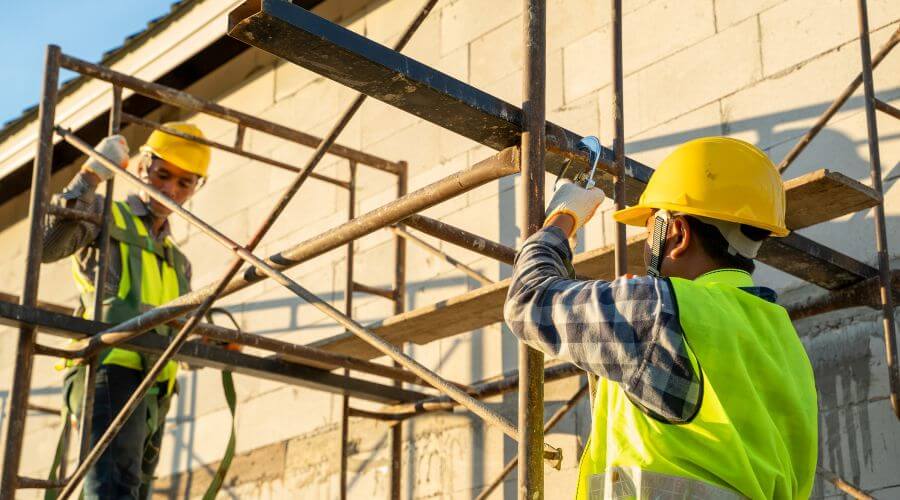 Professional fairlawn roofing services in Gresham, WI